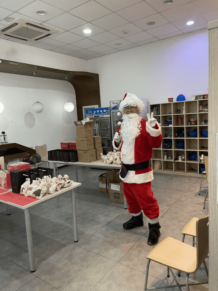 蘇州工廠圣誕活動(圖1) 蘇州工廠圣誕活動(圖1)